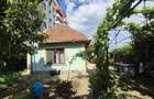 Casa si teren de vanzare - 6