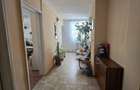 Apartament cu 3 camere de vanzare - B dul 1 Mai