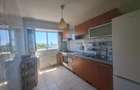 Apartament 3 camere!