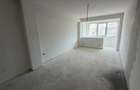 Apartament cu 2 camere in Hlincea la bloc - balcon - 2
