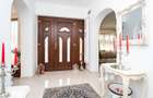 Casa 3 camere, curte 1000mp