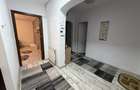 Apartament cu 4 camere decomandat în Micro 4 - 8