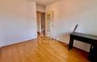 Apartament 3 camere decomandat de vânzare, 64 mp, centrală proprie