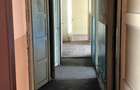 Închiriez apartament/spațiu comercial , necesită renovare - 11
