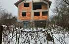 Casa individuala la ro?u, aflata in comuna Ione?ti, jude?ul Gorj. - 1