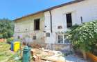 Casă de vânzare, 120 mp utili, teren 237 mp, curte comună, Cristian - 1