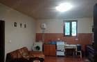 Casa complet renovata ?i utilata Varzarii de Jos (2 km de Va?cau) + Teren agricol inclus
