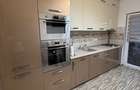 De inchiriat apartament cu 3 camere decomandate