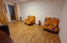 Apartament cu o camera decomandat vecin Complex studentesc etaj 1- cu centrala gaz