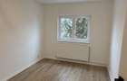 Proprietar vand Apartament 3 camere etaj 1 - 2