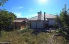 Castelu - Str. Florilor, casa din 2012, teren 737 mp si 106 mp utili