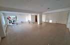Spațiu comercial, de 80 mp, în Central - 5