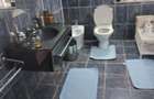 Casă cu Teren 1130 Mp în Central