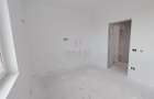 Duplex Cu Panouri - 5 Camere - 3 Bai - 1