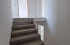 Vand casa 4 camere (stadiu la alb) in cartier Europa Oradea, P+1 si curte, 282mp