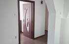 Inchiriez apartament 3 camere - 4