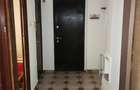 Vanzare apartament 3 camere+boxa in Drumului Taberei Valea Argesului.