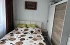 Apartament cu 3 camere semidecomandat în Micro 3