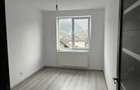Proprietar, Vand Apartament cu 4 camere, Bulevardul Independen?ei - 7