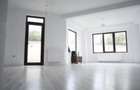 Casa de vanzare in Lumina - 6