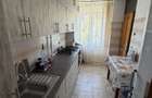 Apartament 3 camere de vanzare, 70,5 mp