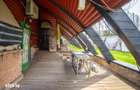 Vila pe malul lacului, 3.000 mp, 4 corpuri, Piscina, teren Tenis - 6