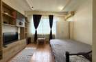Apartament cu o camera, 17 mp utili, etaj 4, mobilat- Buziasului