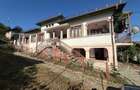 Casa Fratostita 5 camere , 1100 mp curte, deschidere 14,6 m - 11