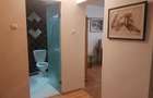 Apartament trei camere decomandat, etaj unu din patru, bloc deosebit, mobilat, doua balcoane inchise - 7