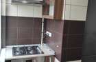 Inchiriez apartament decomandat cu 3 camere. - 2