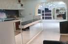 La 5 min de Spitalul Judetean ,teren 960mp , cu o Casa de locuit ?i dou Spa?iiComerciale intabulat