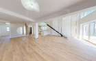 Penthouse4 camere, 2 bai - 131.17 mpu + 2 balcoane - 9.11mp - 1