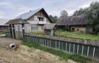 Casă cu 4 camere și mansardă, 1500 mp teren