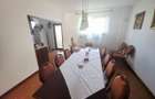 Casa / Vila cu 5 camere de vanzare