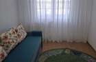 Apartament de inchiriat , semidecomandat cu 3 camere - 2