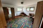 Proprietar inchiriez casa cu 230 mp, 1000 mp teren, Str. Simeria - 13