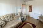 De vânzare apartament 3 camere/ Ghimbav - 2