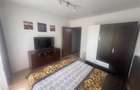 Caut coleg apartament 3 camere zona Crangasi
