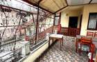 Vila 7 camere, an 1984, garaj, terasa, teren 604 m2, Poiana Campina,PH - 5