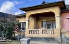 Casa cu arhitectura aparte ?i poten?ial comercial, in Blaj - 5
