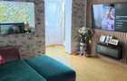 Apartament 3 camere, Str. Democra?iei (vis- -vis Valu Center), utilat, 67.000 sau schimb cu casa P - 1