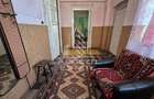 Doua case de vanzare cu 2533 mp teren, localitatea Pesac, Timis