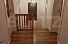 Casa 5 camere, IZVOR