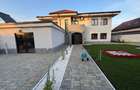 Vand vila,proprietar,260 mii euro negociabil - 2