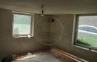 Casa de vanzare in Sura Mare, curte 495 mp. - 11