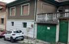 Casă cu 3 camere cu Teren 300 Mp în Central - 1