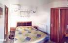Afacere la cheie - Pensiune cu 8 camere ?i apartament la mansarda. - 8