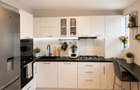 Apartament de vanzare cu 3 camere, 73 mp, parcare, 2 bai, boxa, zona S - 12