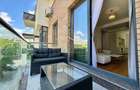Apartament cu 3 camere *prima inchirere* //loc de parcare/ zona Herast