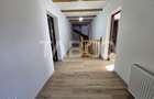 Casa de vacanta noua de vanzare 278mp curte 855mp Valea Avrigului